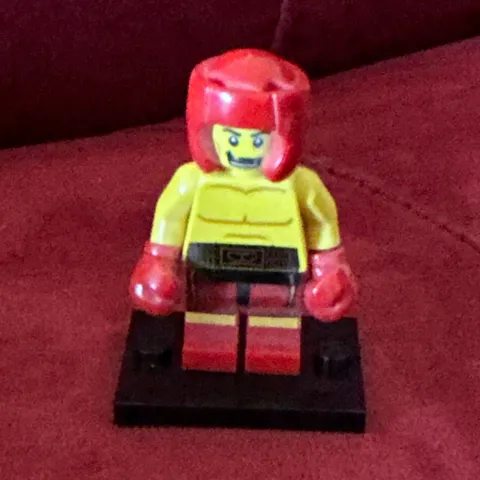 LEGO Minifigures Minifigure Yellow Torso Red Helmet Red Gloves Display Base