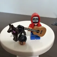 LEGO | Disney 100 series 3 ~ MIGUEL & DANTE ( COCO ) Minifigures Pixar Disney