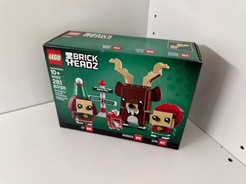 LEGO Iconic: Reindeer Elf and Elfie (40353)