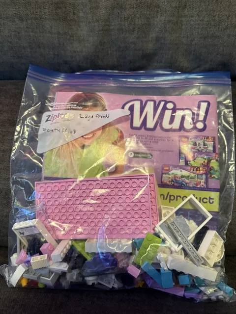 LEGO FRIENDS: Butterfly Beauty Shop (3187), 99% Complete, Original Instructions