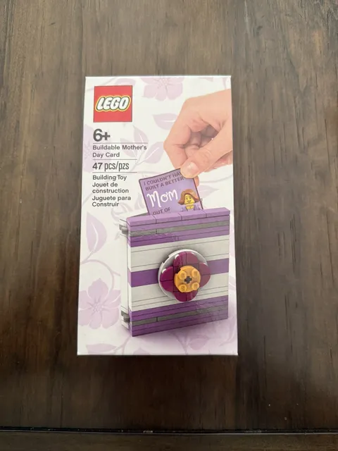 LEGO Miscellaneous Seasonal: Buildable Mothers' Day Card (5005878)