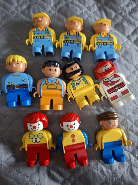 Vintage Assorted Lego Duplo 10 Figure Lot