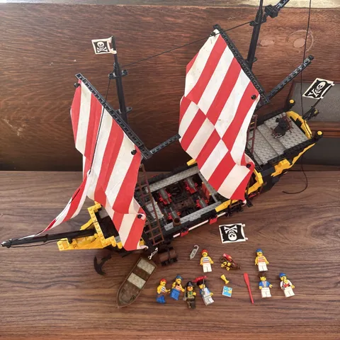 1989 LEGO 6285 VINTAGE Pirates Black Seas Barracuda Near 98% Complete