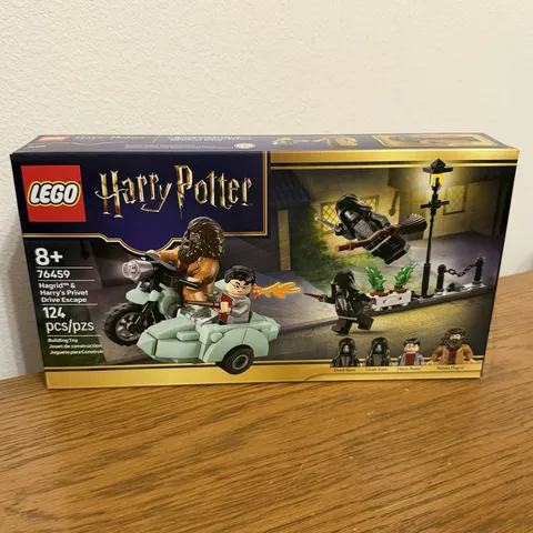 LEGO Harry Potter Hagrid & Harry's Privet Drive Escape 76459 Death Eater