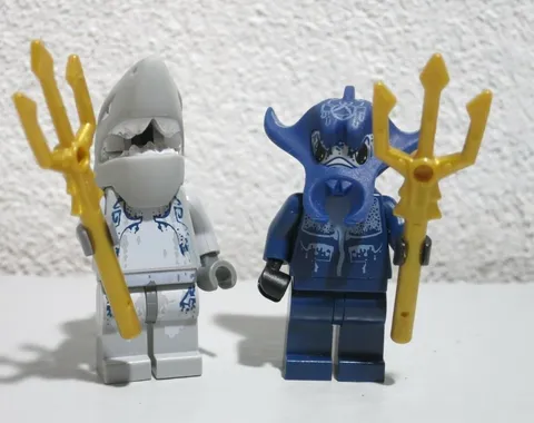 2)Manta + Shark Warrior Lot 8077 8073 Atlantis Trident LEGO® Minifigure Figure