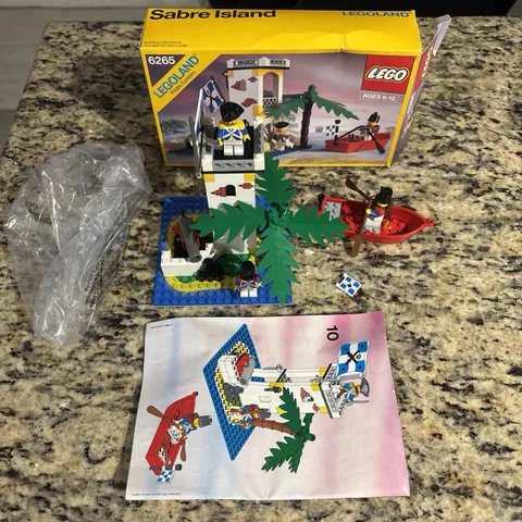 LEGO Pirates SABRE ISLAND 6265 Vintage 1989 99.9% COMPLETE Instructions & BOX
