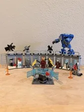 RETIRED LEGO Avengers: Iron Man Hall of Armor 76125 with Manuals