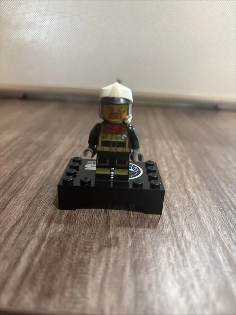 Lego Minifigure Fire - Male, Black Jacket and Legs cty1264 City