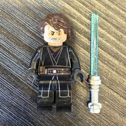 LEGO Star Wars Anakin Skywalker Minifigure sw0361 Sith Face Jedi - Damaged