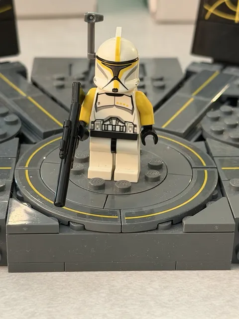 Lego Star Wars Phase 1 Clone Commander Minifigure sw0481 Yellow