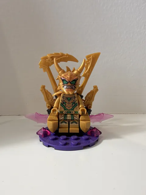 LEGO NINJAGO GOLDEN ONI MASK LLOYD minifigure 71774 njo0774 incl. mask + stand