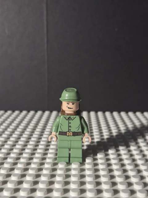 Lego Russian Guard 1 7626 7628 7627 Indiana Jones Minifigure