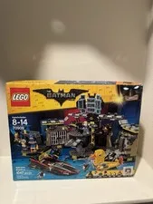 LEGO Batman Movie Batcave Break-In 70909 (RETIRED)