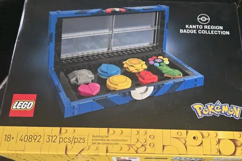 LEGO - Pokemon Kanto Region Badge Collection 40892 NIB