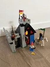 LEGO - Guarded Inn / Guard House with Restaurant - 6067 - Complete - 1986