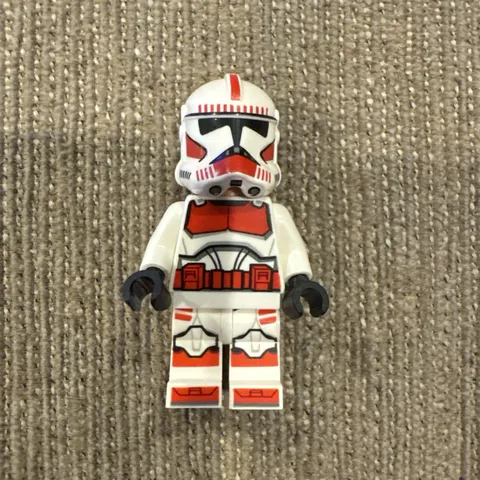 LEGO Star Wars Minifigure Ep. 3 Clone Shock Trooper Red, 7655 Rare New