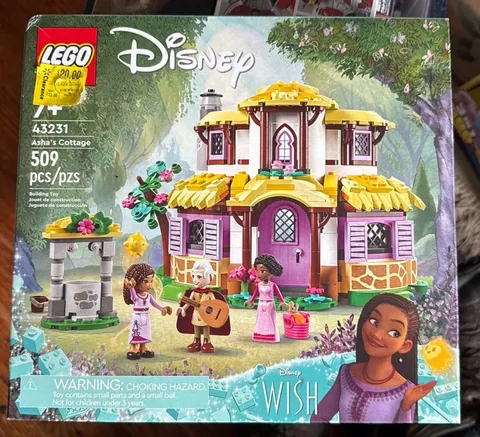 Lego 43231 Disney Asha Cottage 509 Pieces NEW