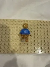 C-3PO Holiday Sweater Minifigure: sw1238 (LEGO Star Wars 2022 Advent Calendar)