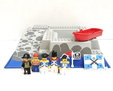 Vintage LEGO Pirates 6276 Eldorado Fortress Baseplate Minifigures Boat Parts Lot