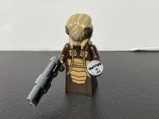 LEGO Star Wars - Zuckuss Minifigure With Blaster + Thermal Detonator (75243)