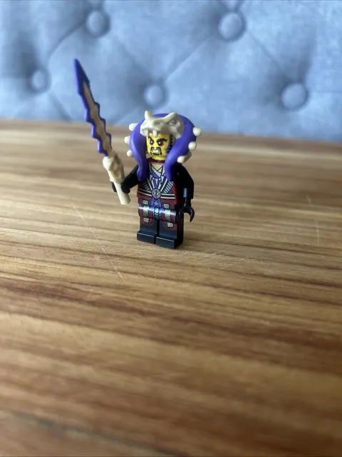 *LEGO* Ninjago Master Chen With Authentic Anocondrai Sword!! Rare!