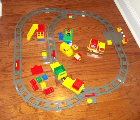 Lego Duplo 2933 Deluxe train set - no motor