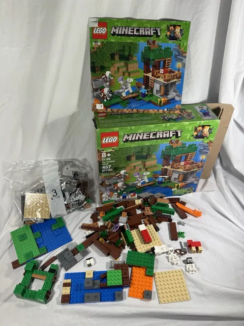 LEGO Minecraft The Skeleton Attack 21146 Building Set Open Box Read Desc