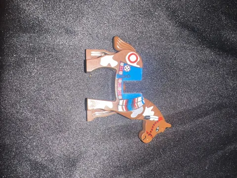 LEGO Part-4493c01px2 Horse w/ Blue Blanket Right Side Red Circle Pattern 6766