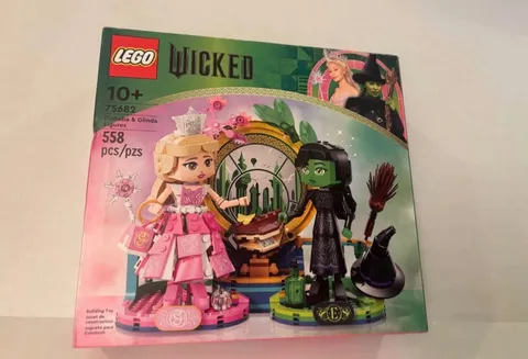 LEGO Wicked: Elphaba & Glinda Figures (75682) - New in Sealed Box