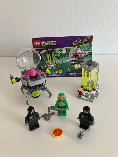 LEGO 79100 Ninja Turtles Kraang Lab Escape COMPLETE + Bonus Foot Soldier! NO BOX