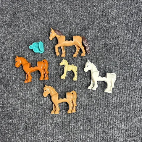 LEGO Friends Horse Lot of 5 Baby Foal Animals Farm Pet