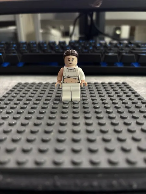 Lego Padme Amidala Geonosis Arena 