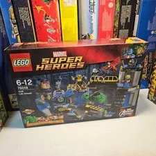LEGO Marvel: Avengers: Hulk Lab Smash 76018 Retired  Sealed Free Shipping