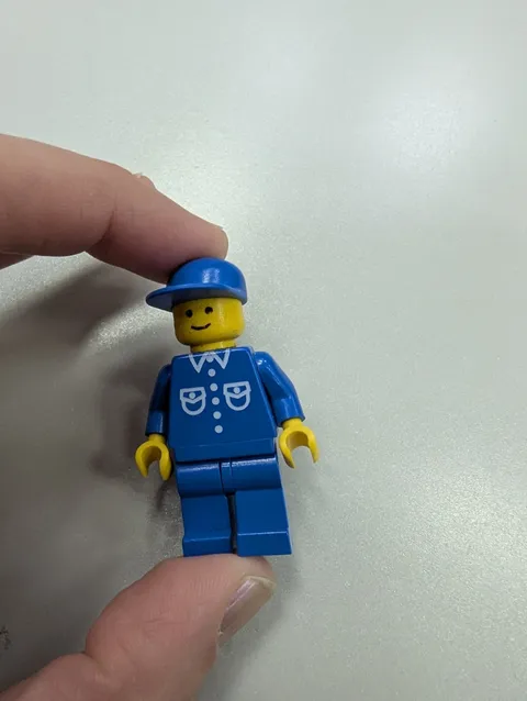 Lego BUT022 Minifigure 6 Button Shirt Blue Blue Legs with Blue Hat