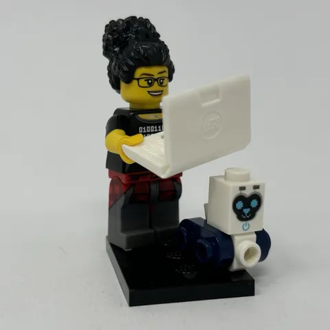 Lego Programmer Minifigure Girl Collectible Series 19 CMF Complete Laptop Robot