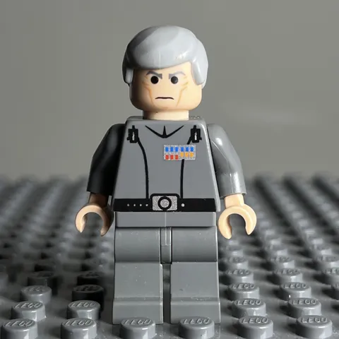 LEGO Grand Moff Tarkin Minifigure sw0157 10188 6211 Star Wars CMF Lot Rare 3D