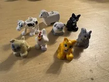 LEGO DUPLO  lot of 8 animals (4)