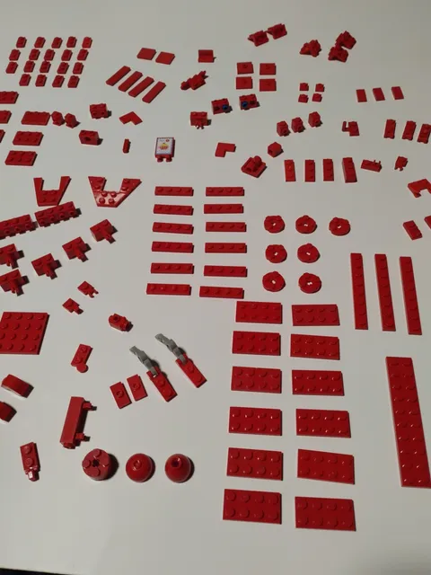 LEGO Blocks Assorted Red Pieces QTY 166 Pieces 
