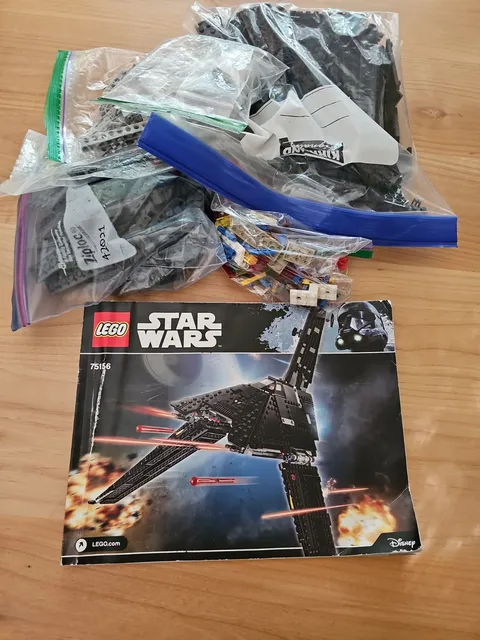 LEGO Star Wars: Krennic's Imperial Shuttle 75156 100% Complete With Figs + Instr