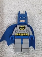 Lego DC Comics Minifigure Batman Blue Mask / Cape sh111