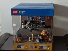 LEGO City space station NEW light up store display 60418, 60404