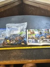 Mega Blue Jeep, Minifigures & Instructions Bag #23