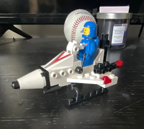 LEGO Classic Space White Spaceship Vehicle w/ Blue Astronaut Minifigure