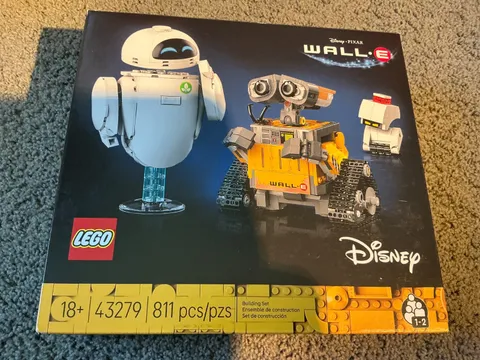 LEGO Disney Pixar WALL-E & EVE Building Set 43279 Brand New Sealed