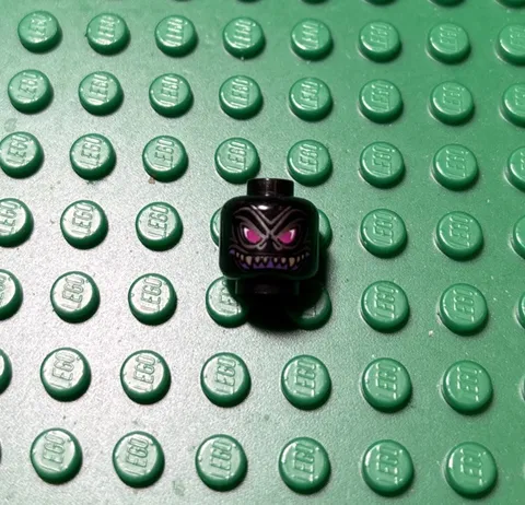 Lego Alien Devil Monster BLACK MINIFIG HEAD - Ninjago Overlord w/Fangs 70728