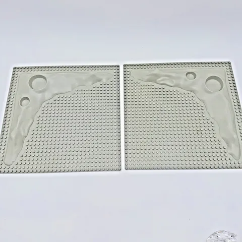 2 Lego 3947a Raised Crater Moon Space Baseplate 32x32 10"x10" Light Gray Vtg