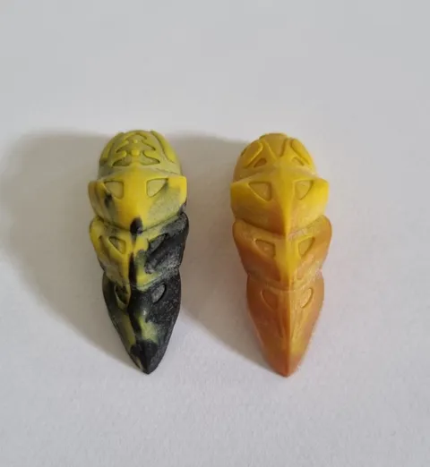 Vintage 2x LEGO Bionicle Rahkshi Kraata Worm Rubber Green Yellow Toy Y2K