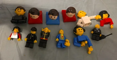 VTG LEGO DUPLO AND MINI FIGURE PEOPLE LOT OF 12