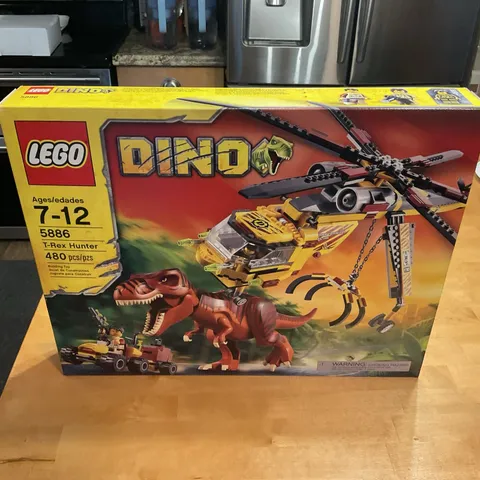 **New Sealed** Rare Lego 5886 Dino T-Rex Hunter Retired Hard to Find