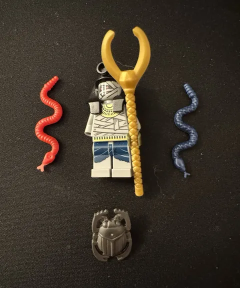 LEGO Mummy Warrior Monifigure w/ Snakes & Gold Staff 7306/7326